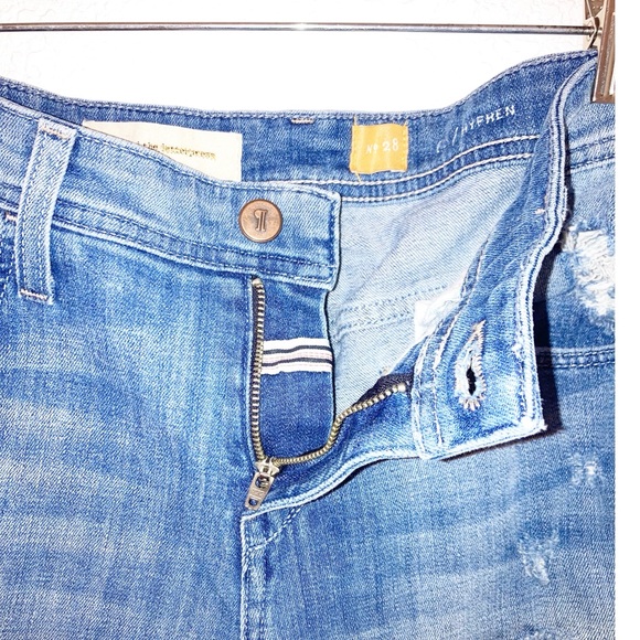 ANTHROPOLOGIE x PILCRO Denim 5.5” inseam shorts mildly distressed SZ: 28 - Picture 3 of 11